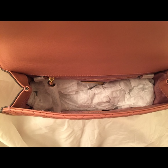 * Authentic Tory Burch Fleming Shoulder Bag * - Picture 6 of 8